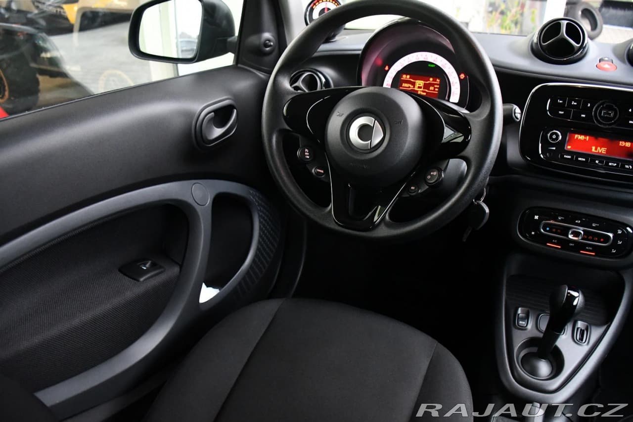 2021 Smart Fortwo - 6