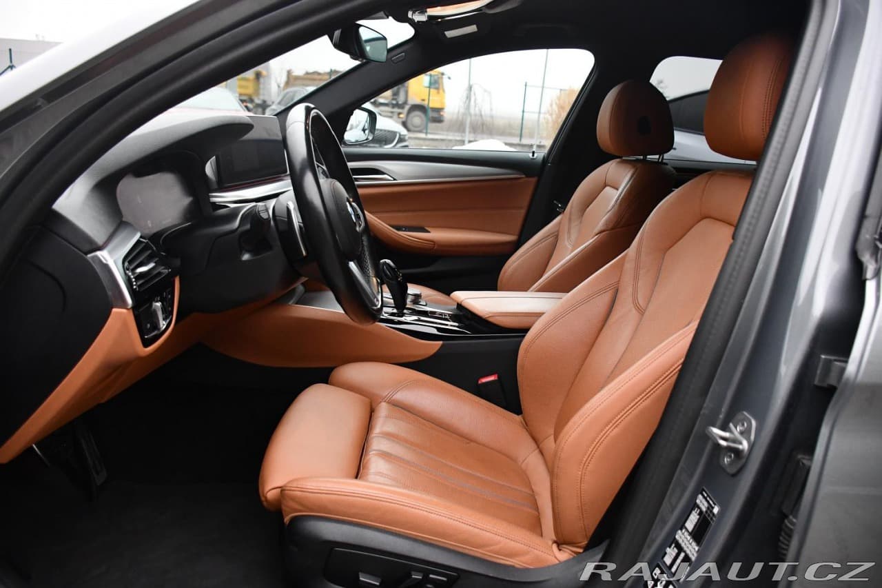 2023 BMW 5-Series - 10