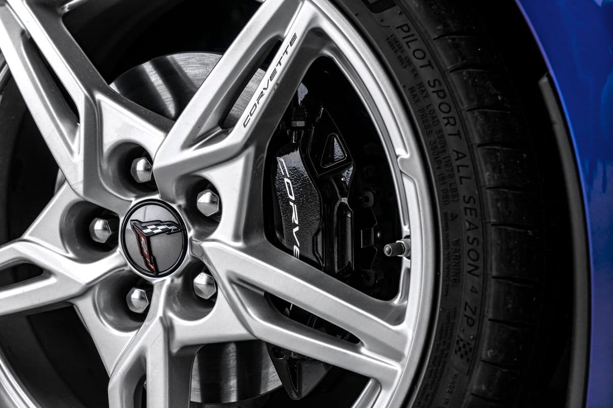 2022 Chevrolet Corvette - 12