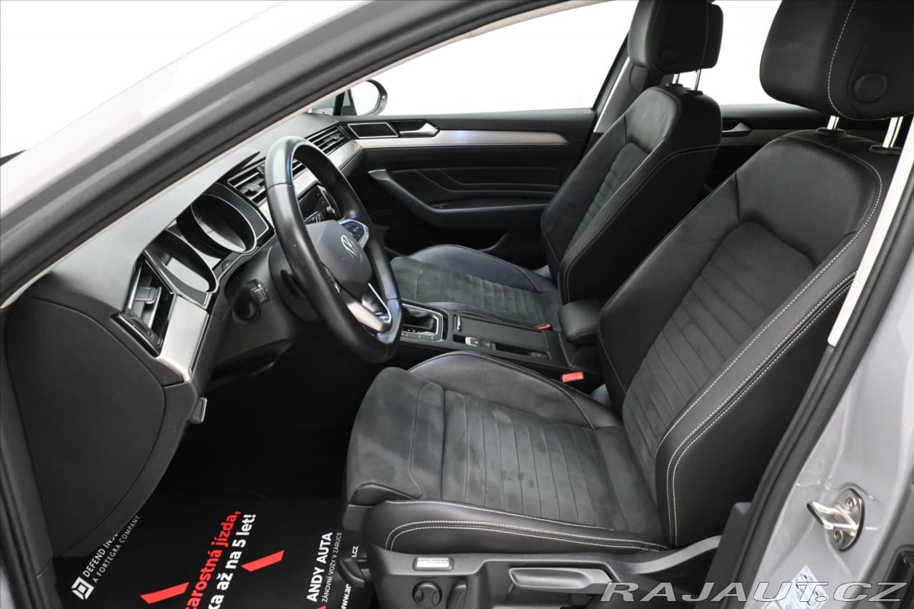 2023 Volkswagen Passat - 13