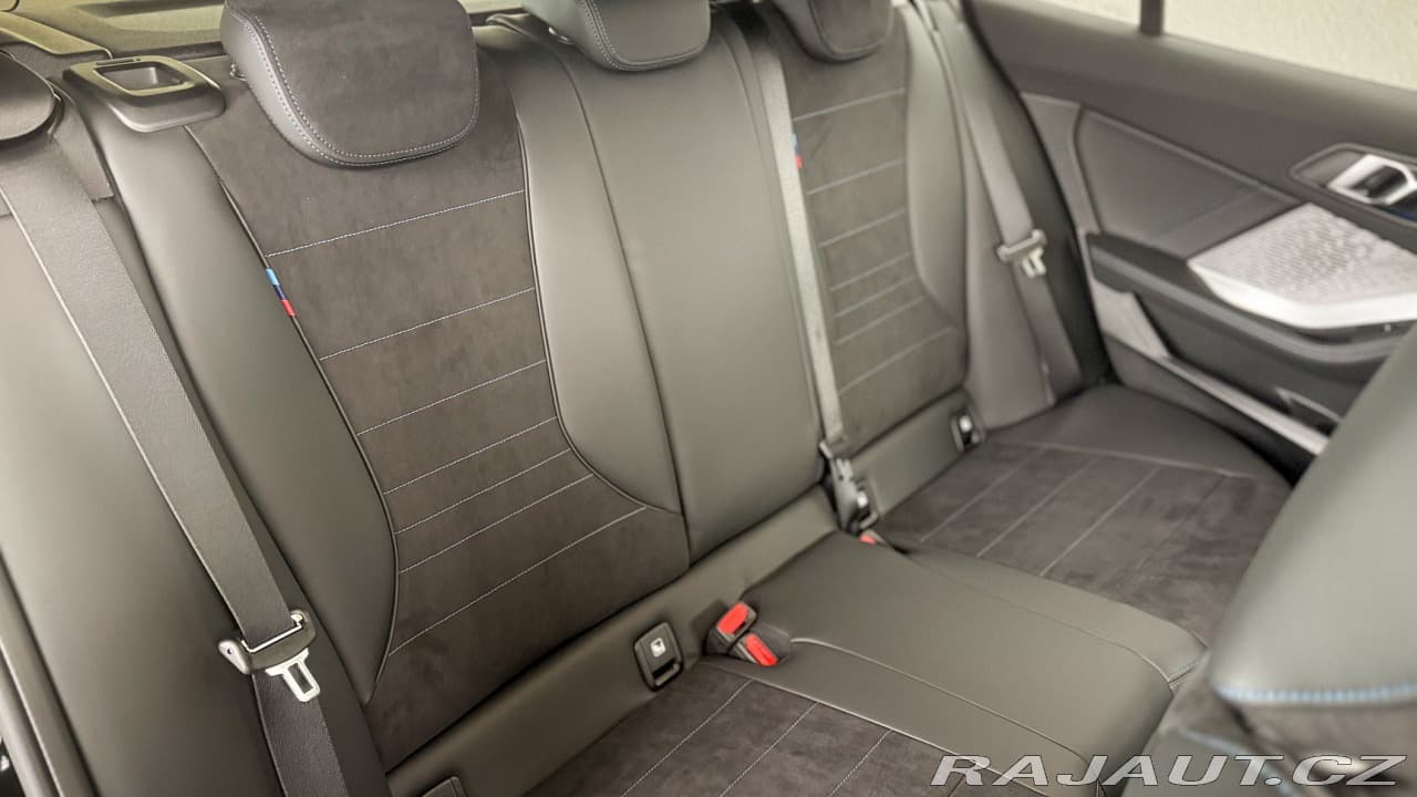 2025 BMW 1-Series - 20