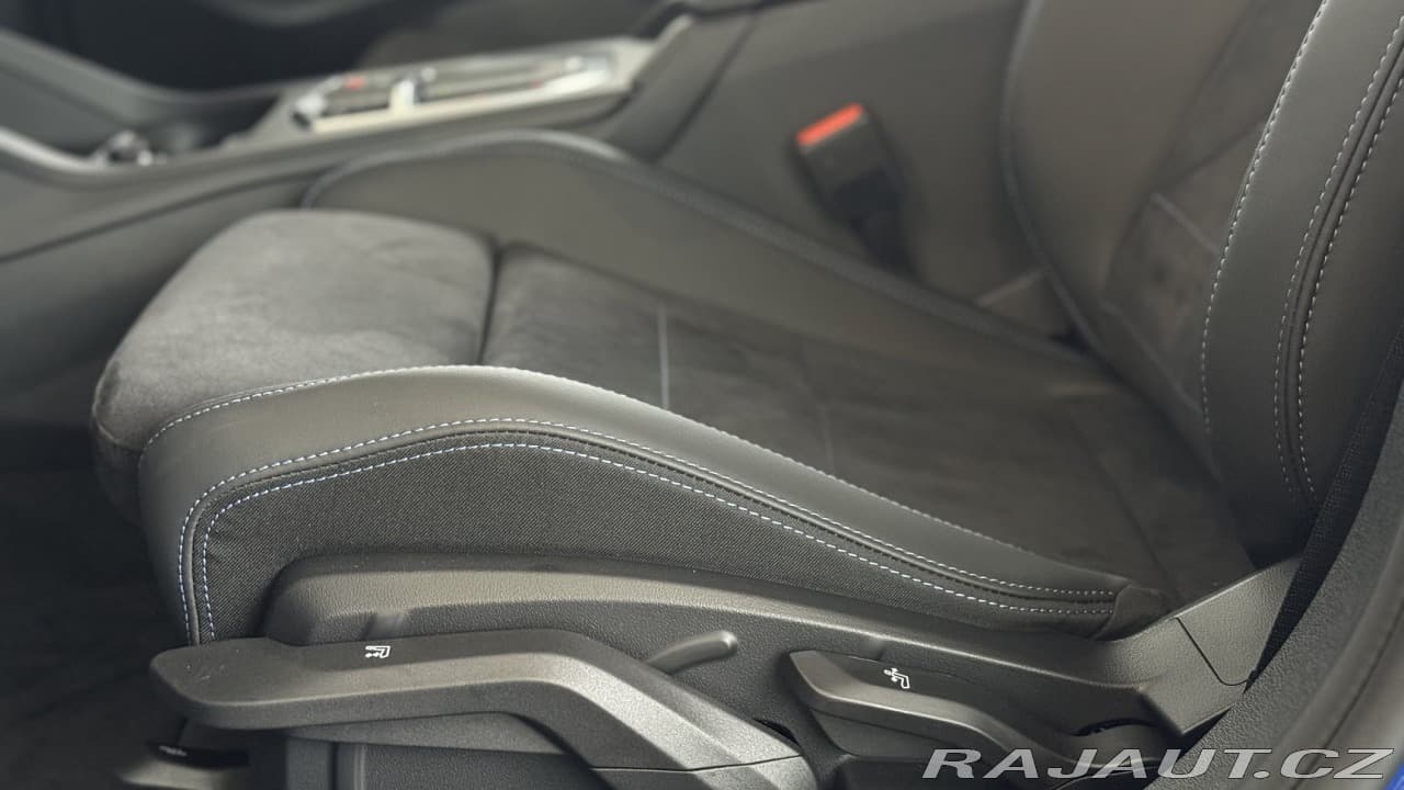 2025 BMW 1-Series - 14