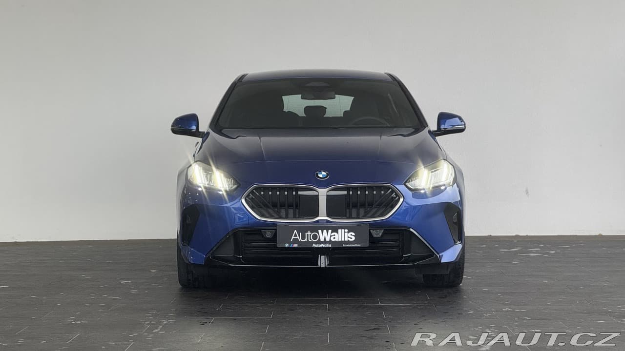 2025 BMW 1-Series - 8