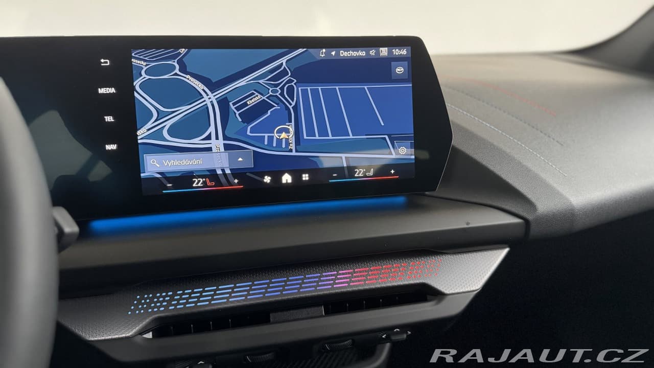 2025 BMW 1-Series - 11