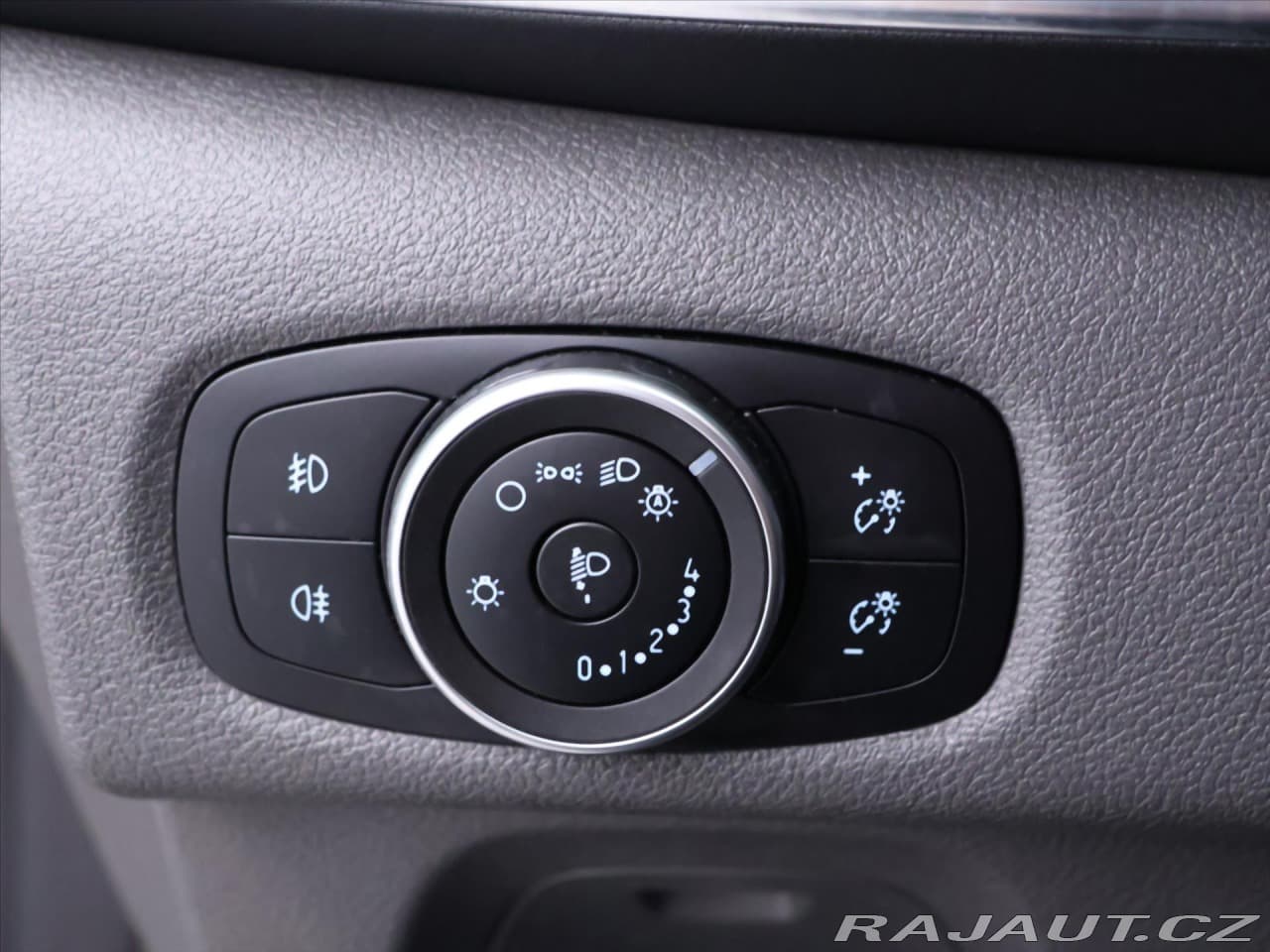 2018 Ford TOURNEO - 16