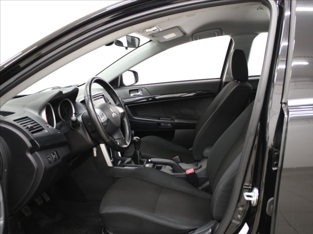 2016 Mitsubishi Lancer - 6