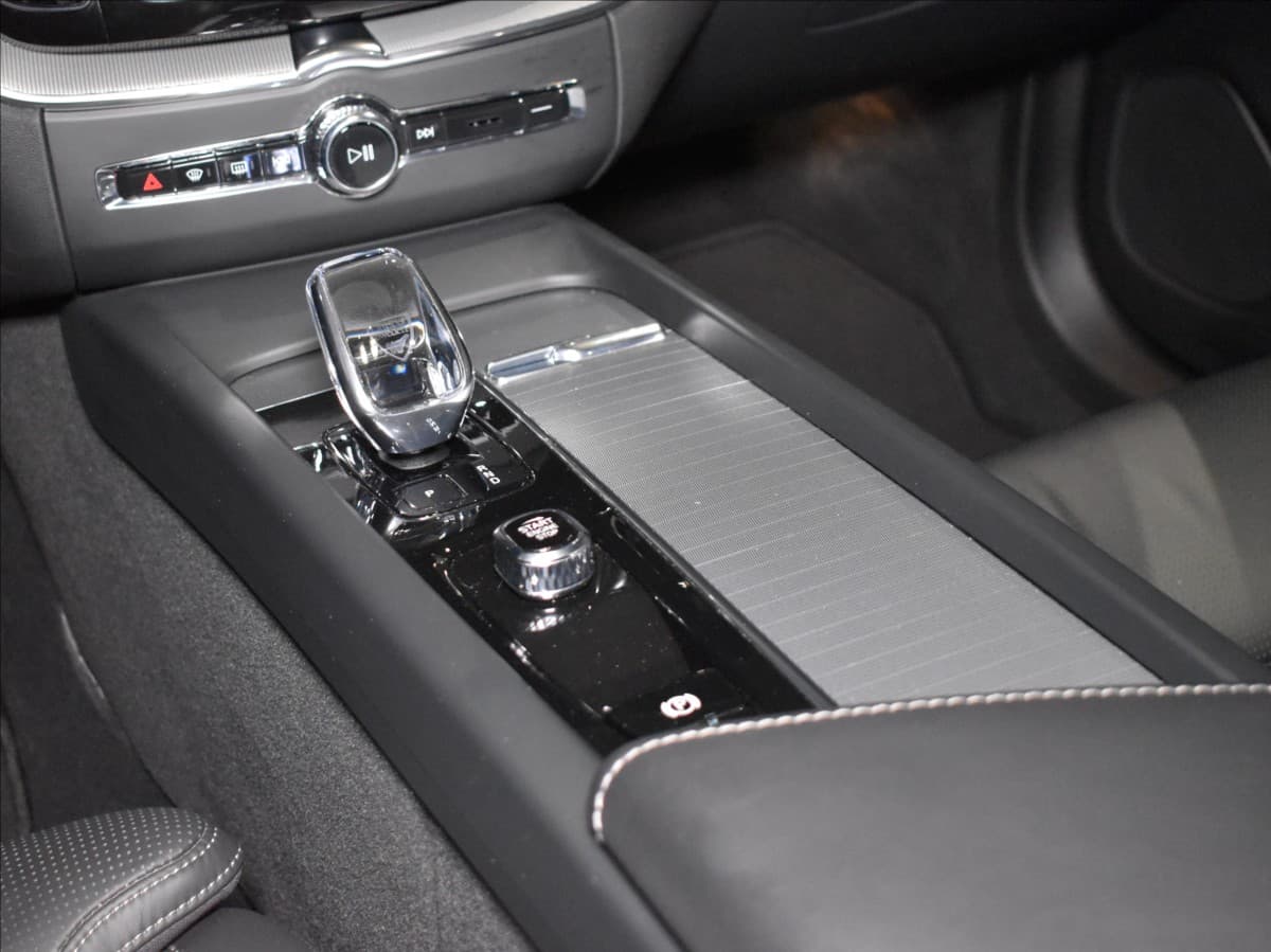 2024 Volvo Xc60 - 14