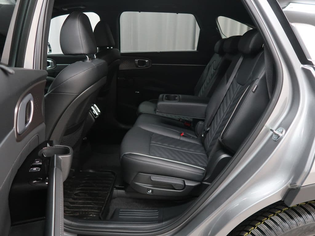 2026 Kia Sorento - 10
