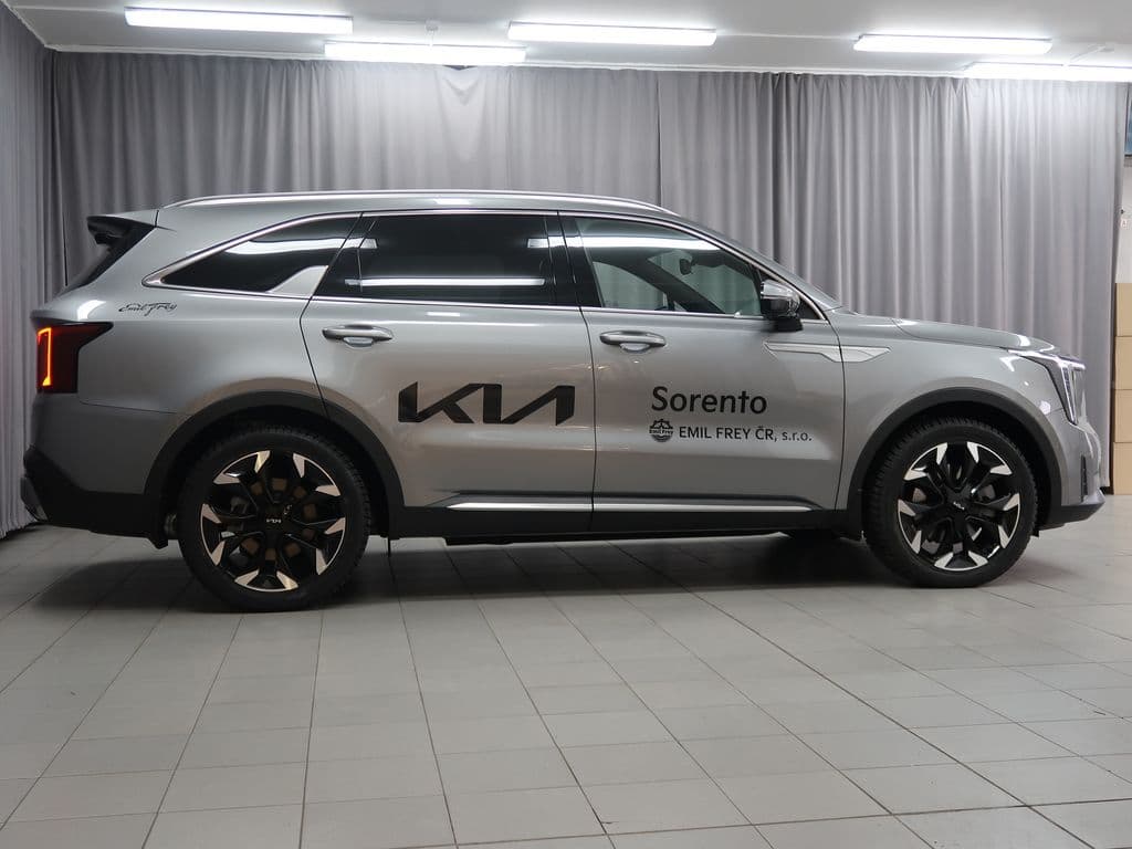 2026 Kia Sorento - 4