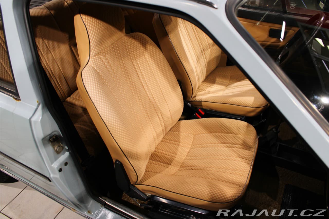 1986 Škoda 130 - 16