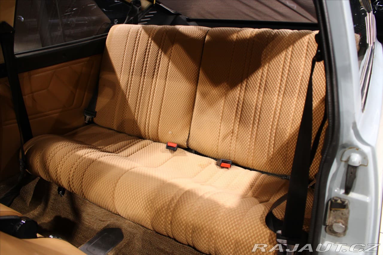 1986 Škoda 130 - 19