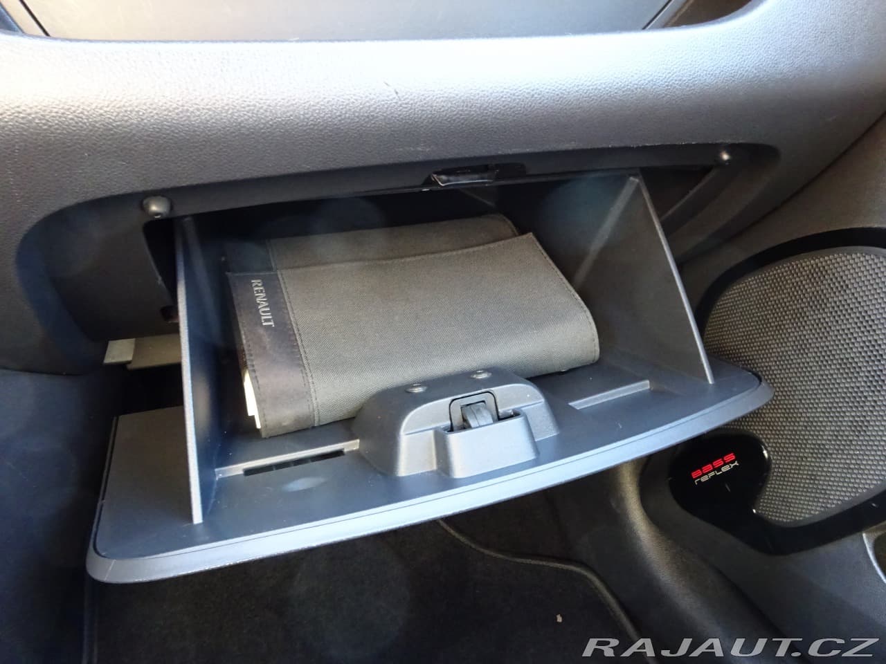 2015 Renault Clio - 18