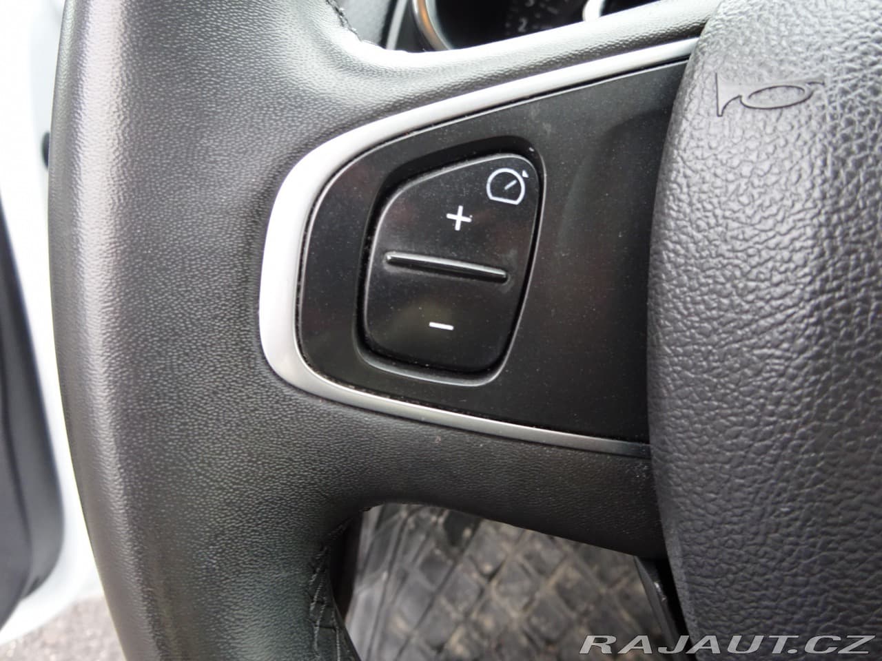 2019 Renault Clio - 11