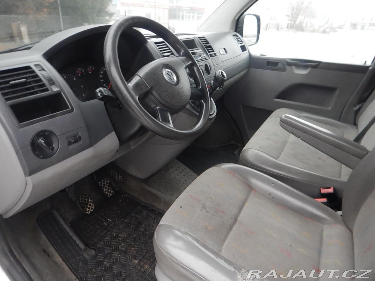 2009 Volkswagen Transporter - 12