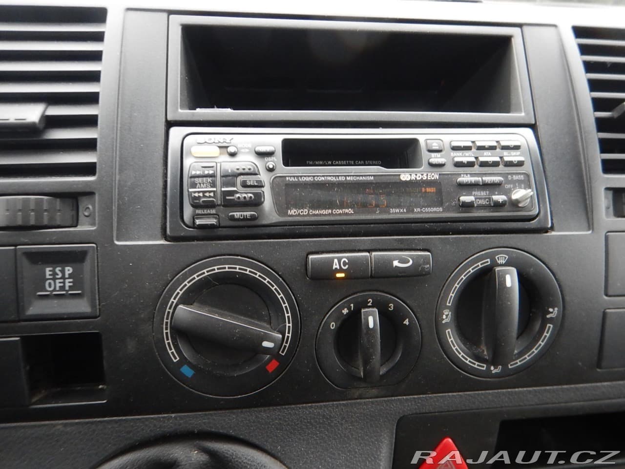 2009 Volkswagen Transporter - 19