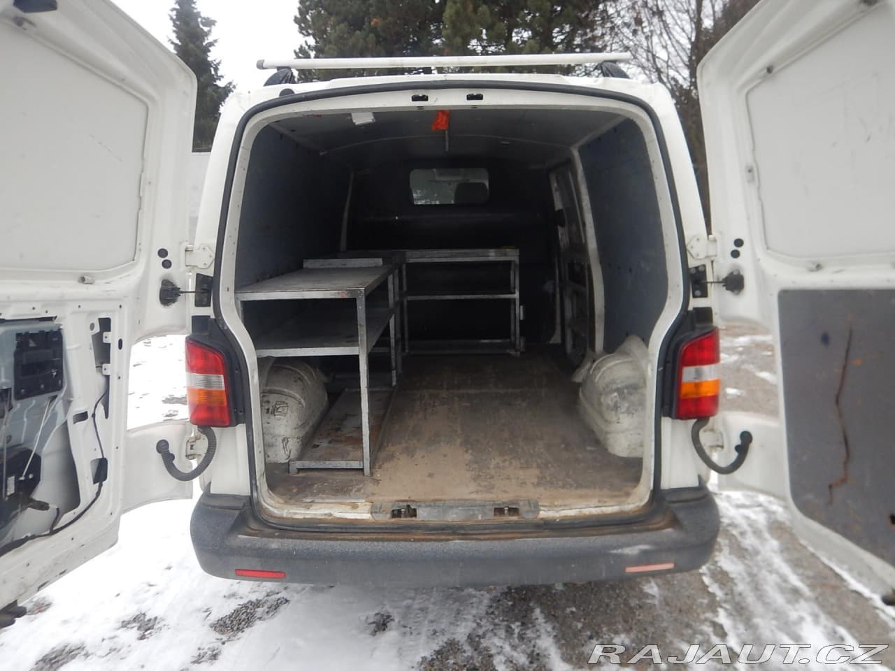 2009 Volkswagen Transporter - 9