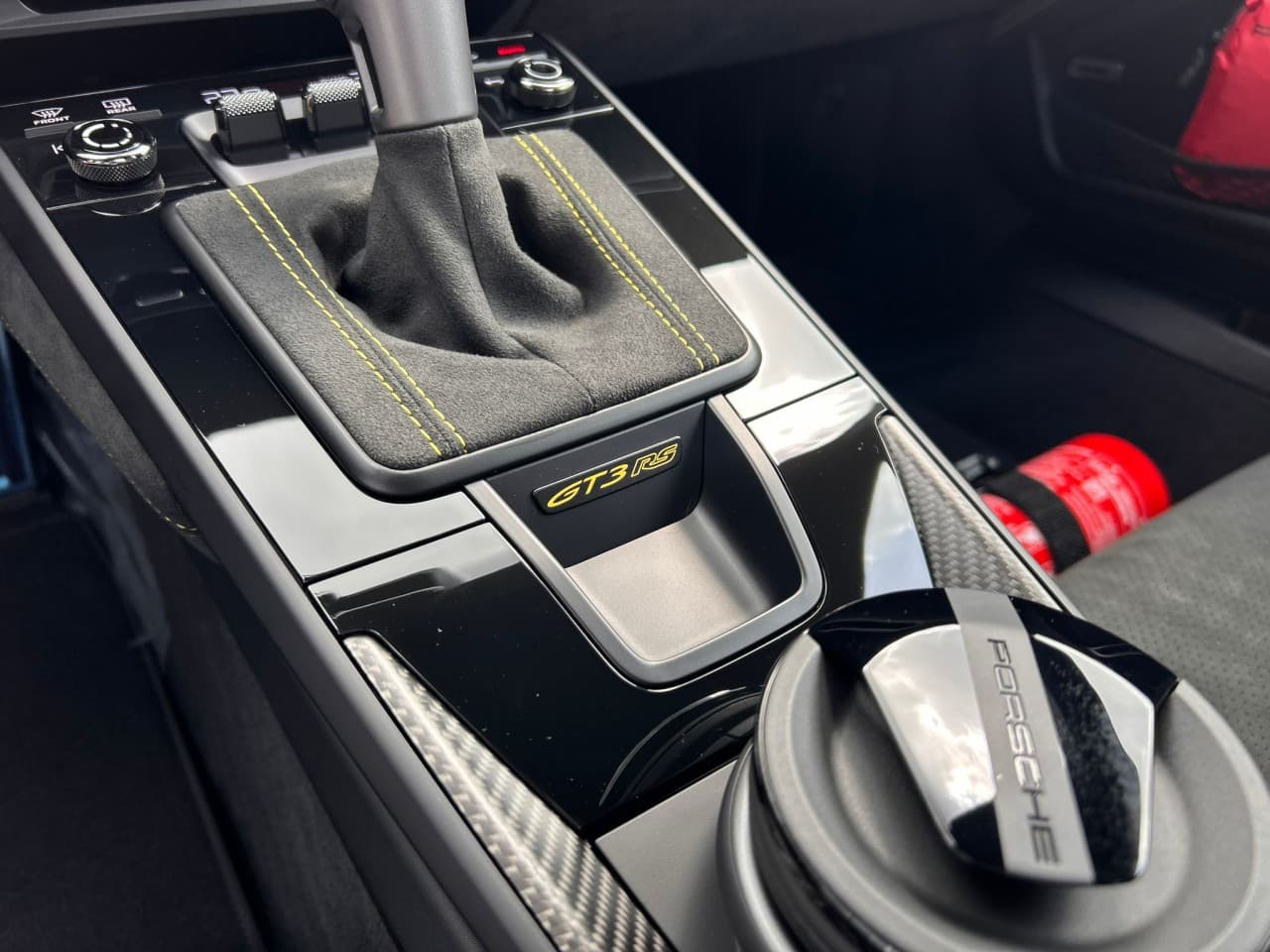 2025 Porsche 911 - 20