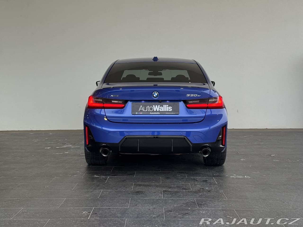 2024 BMW 3-Series - 9