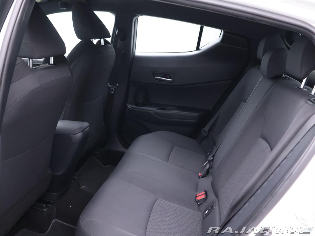 2018 Toyota C-HR - 15