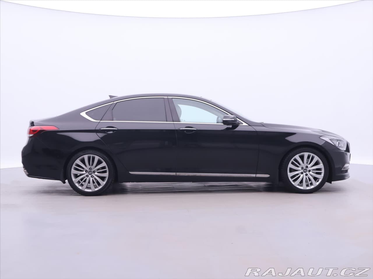 2016 Hyundai GENESIS - 8