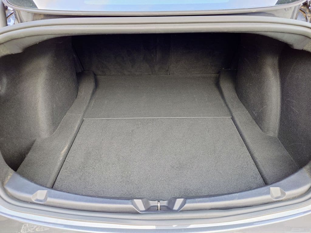 2020 Tesla Model 3 - 9