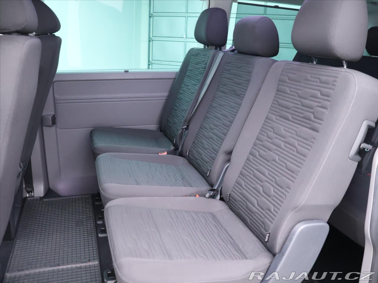 2020 Volkswagen Caravelle - 14