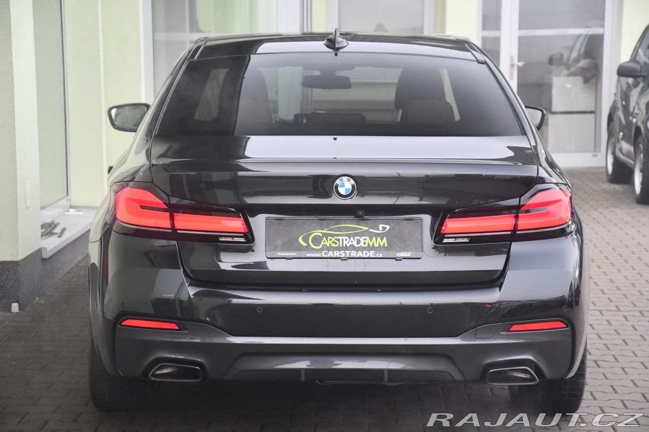 2023 BMW 5-Series - 10