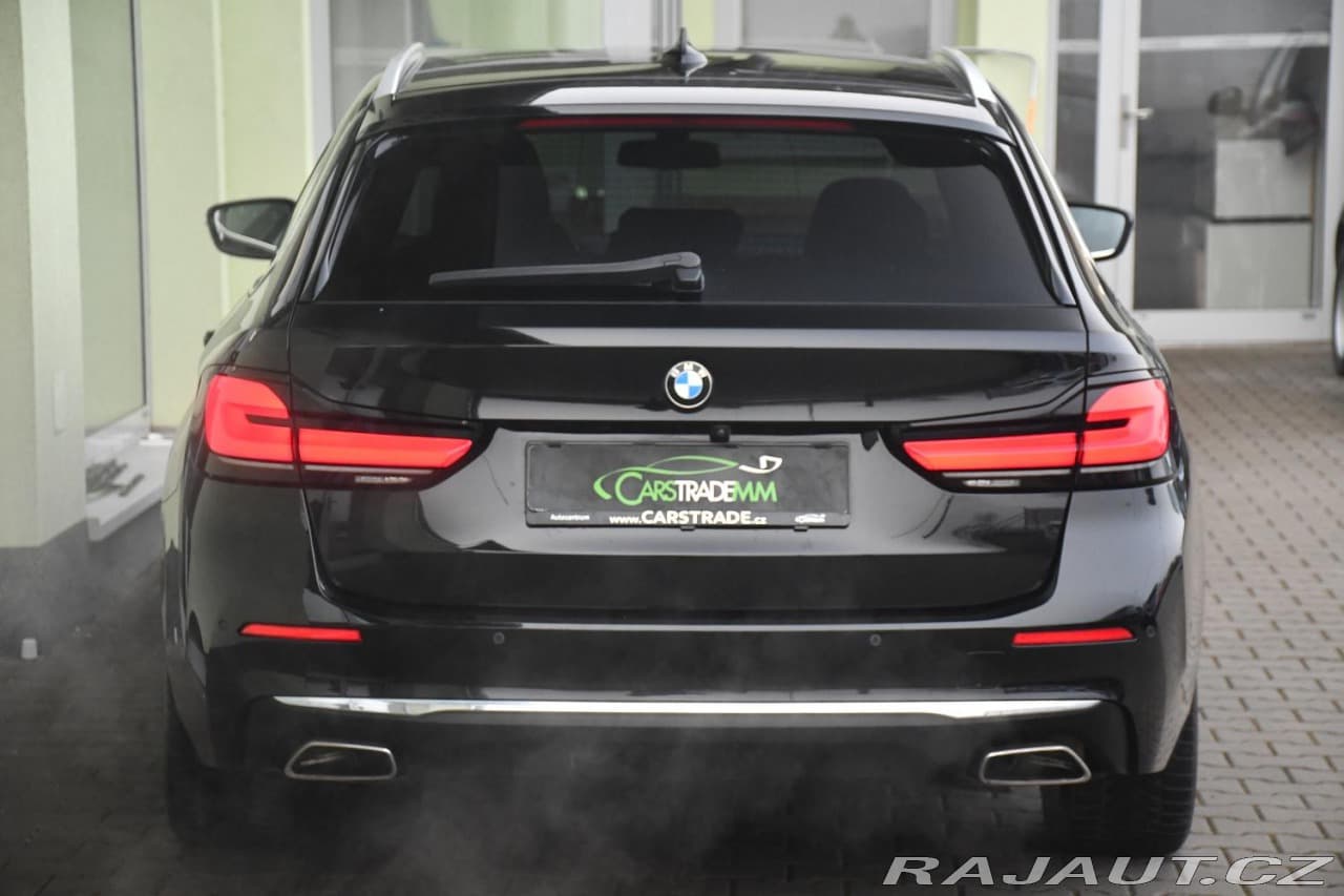 2020 BMW 5-Series - 10