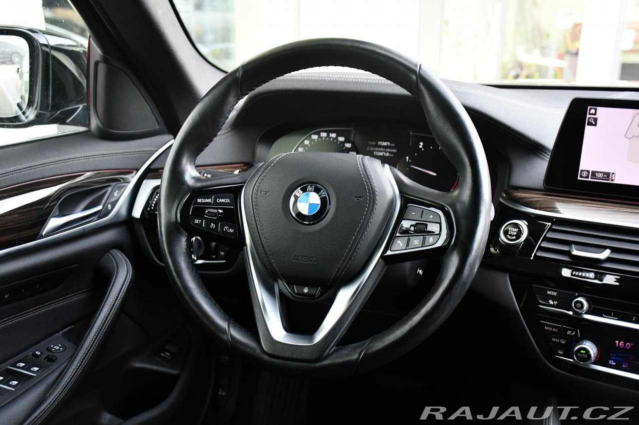 2020 BMW 5-Series - 6