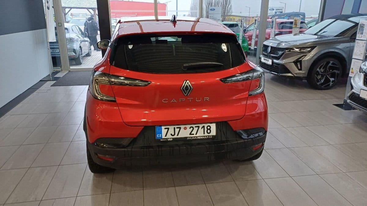 2025 Renault Captur - 6