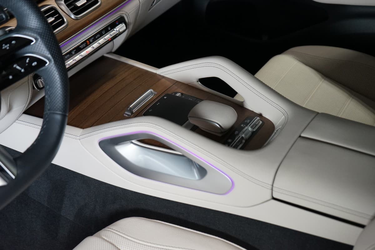 2025 Mercedes-Benz Gls - 12