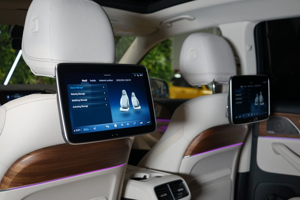 2025 Mercedes-Benz Gls - 15