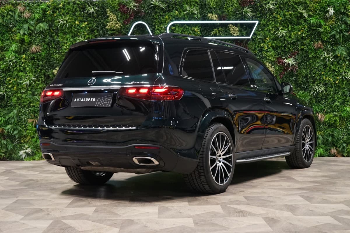 2025 Mercedes-Benz Gls - 7