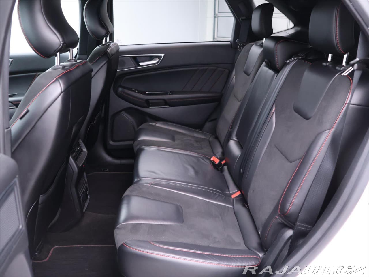 2019 Ford Ostatní - 13