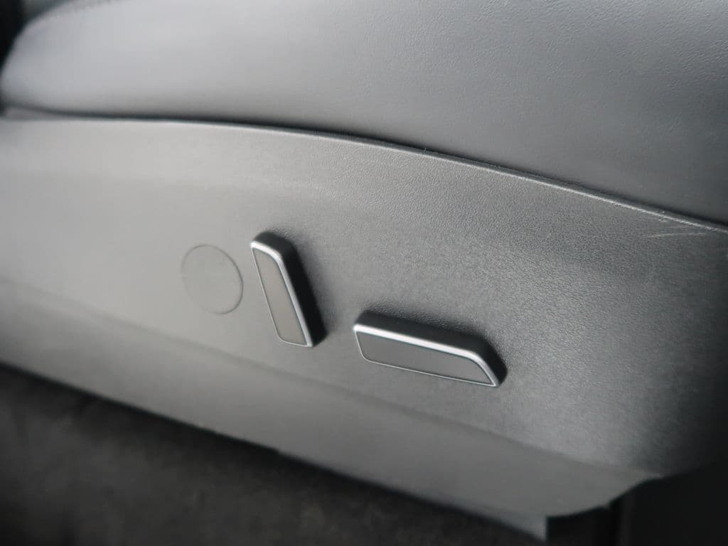 2022 Tesla Model Y - 15