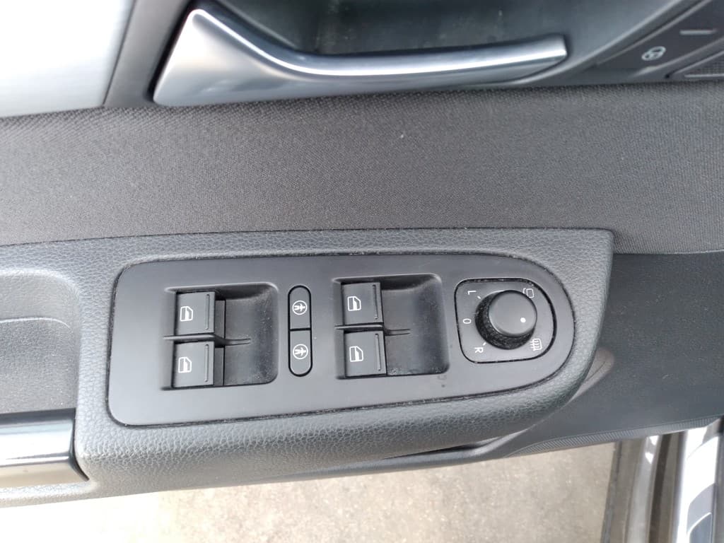 2015 Volkswagen Sharan - 18