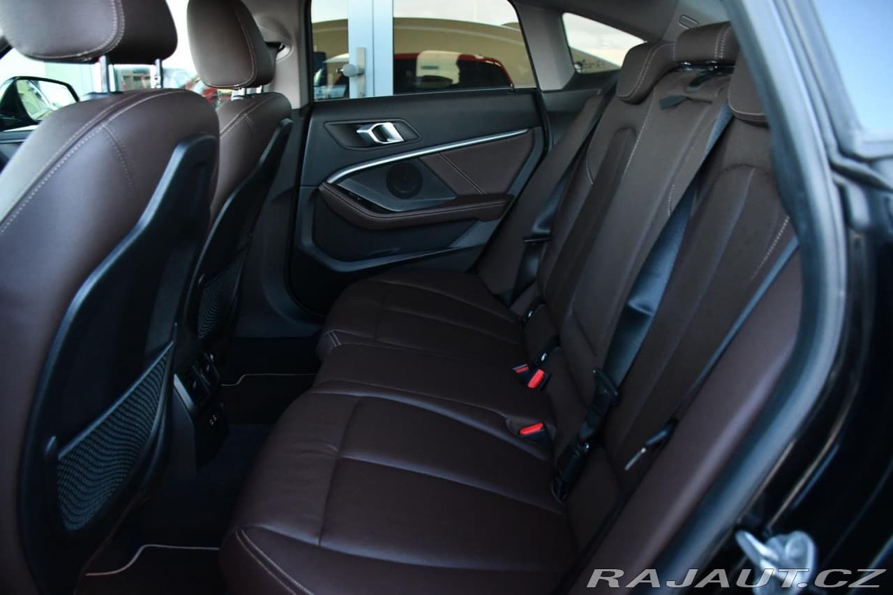 2021 BMW 2-Series - 9