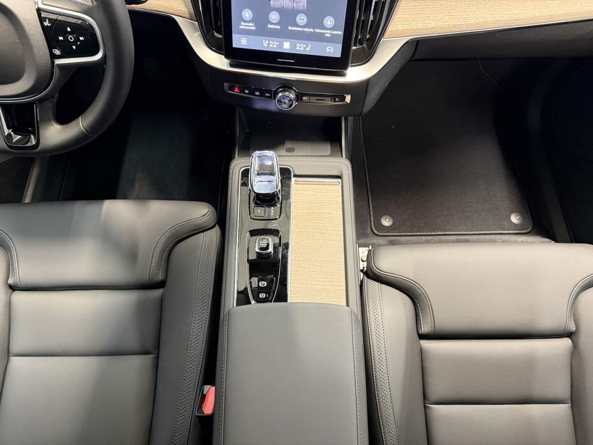 2026 Volvo Xc90 - 13