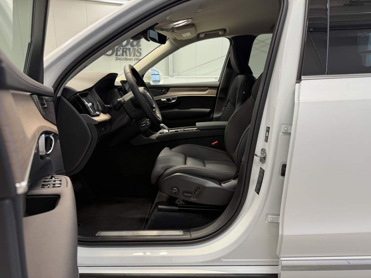 2026 Volvo Xc90 - 16