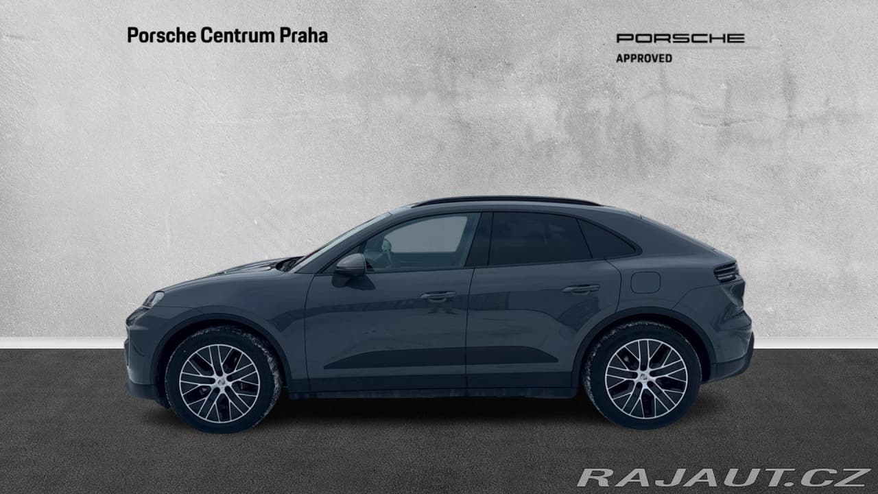 2025 Porsche Macan - 3