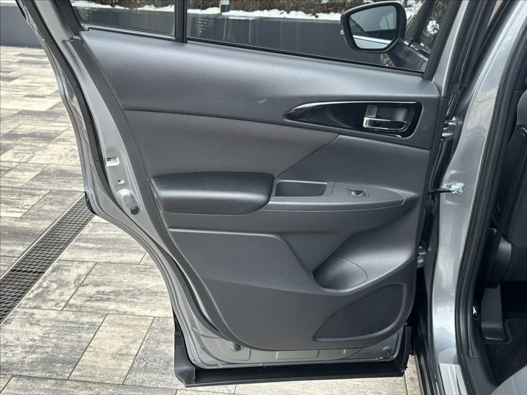 2020 Mitsubishi Eclipse - 14