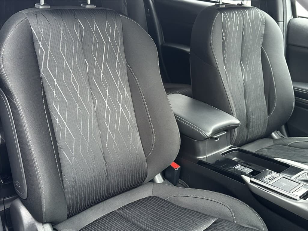 2020 Mitsubishi Eclipse - 16