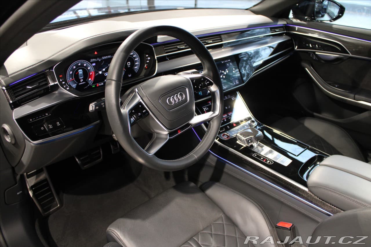2021 Audi S8 - 13