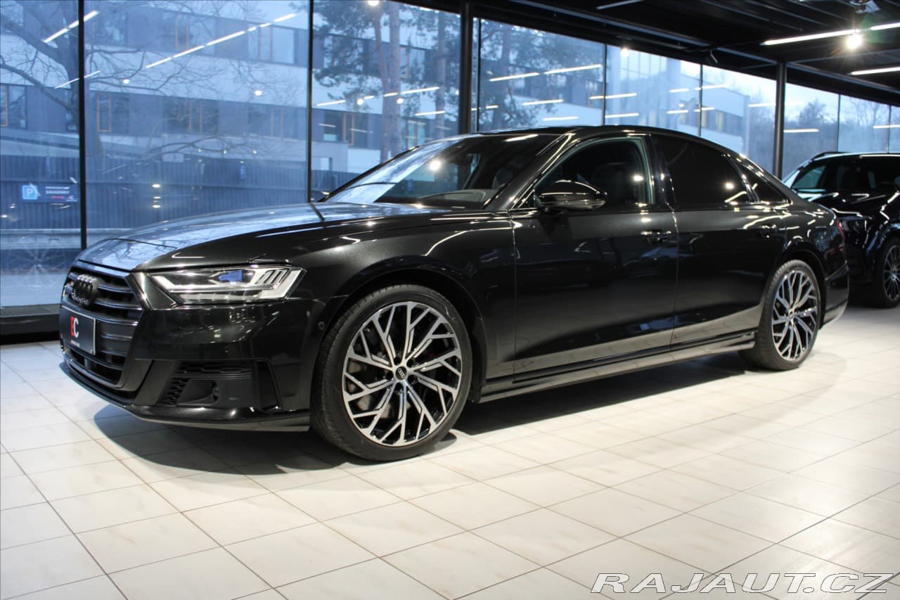 2021 Audi S8 - 3