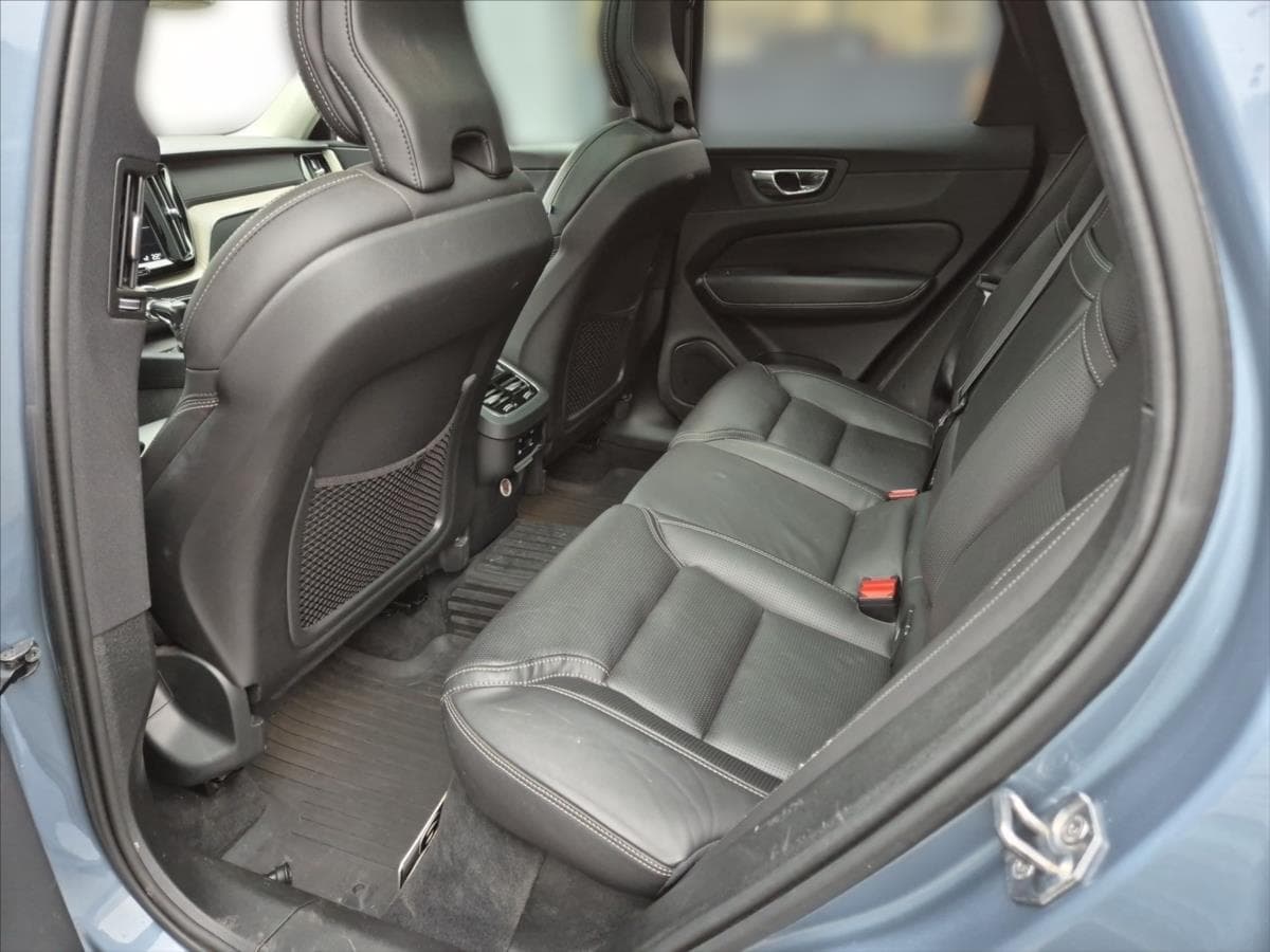 2018 Volvo Xc60 - 10