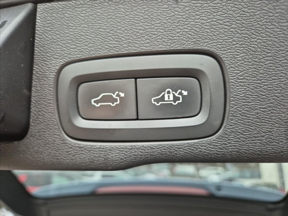 2018 Volvo Xc60 - 13