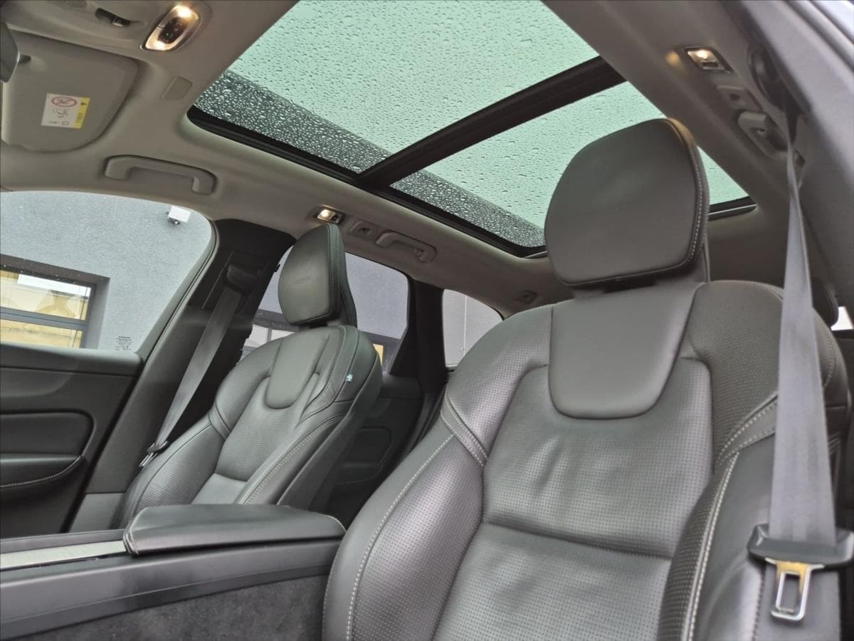 2018 Volvo Xc60 - 19