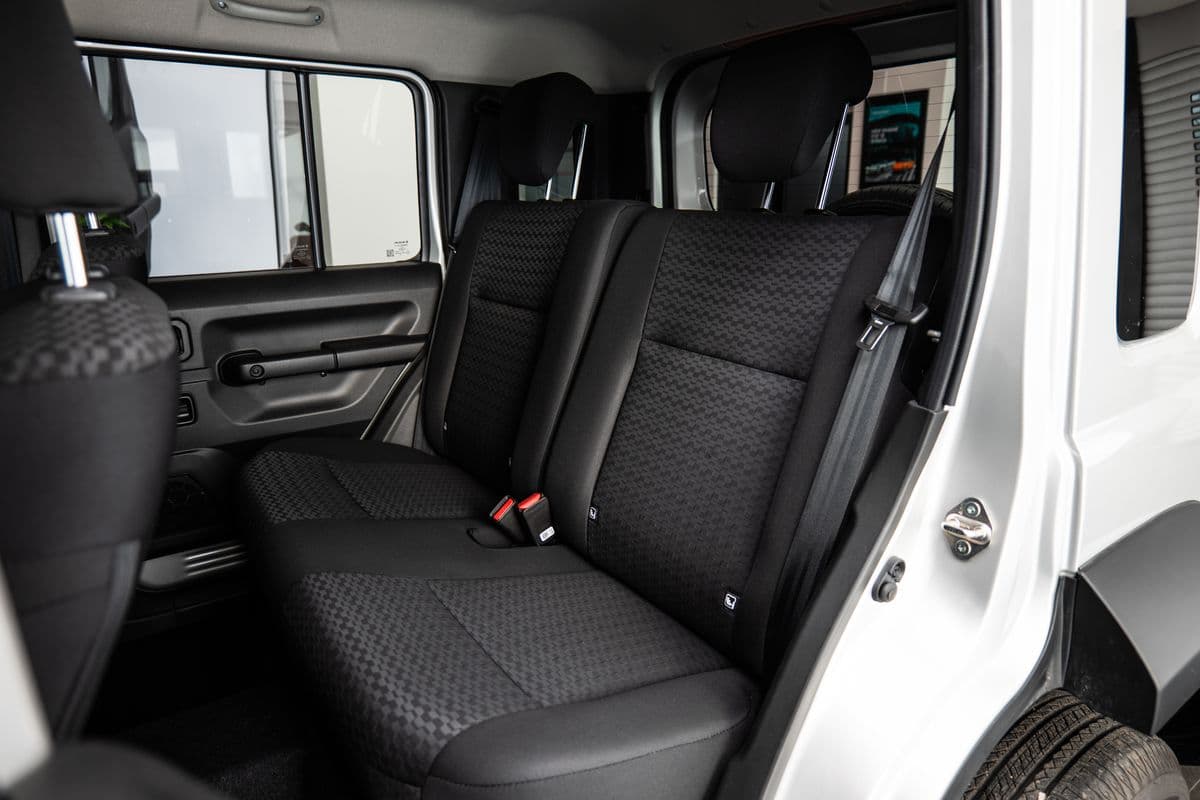 2025 Suzuki Jimny - 10