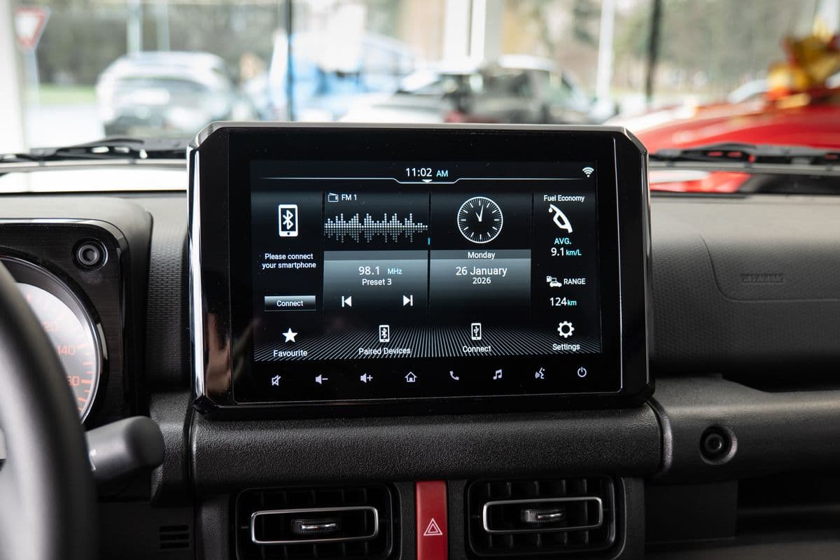 2025 Suzuki Jimny - 11