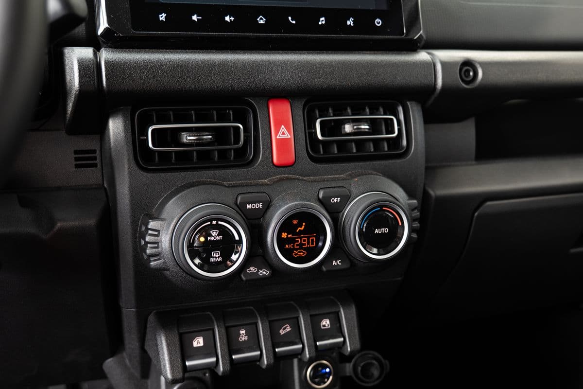 2025 Suzuki Jimny - 13